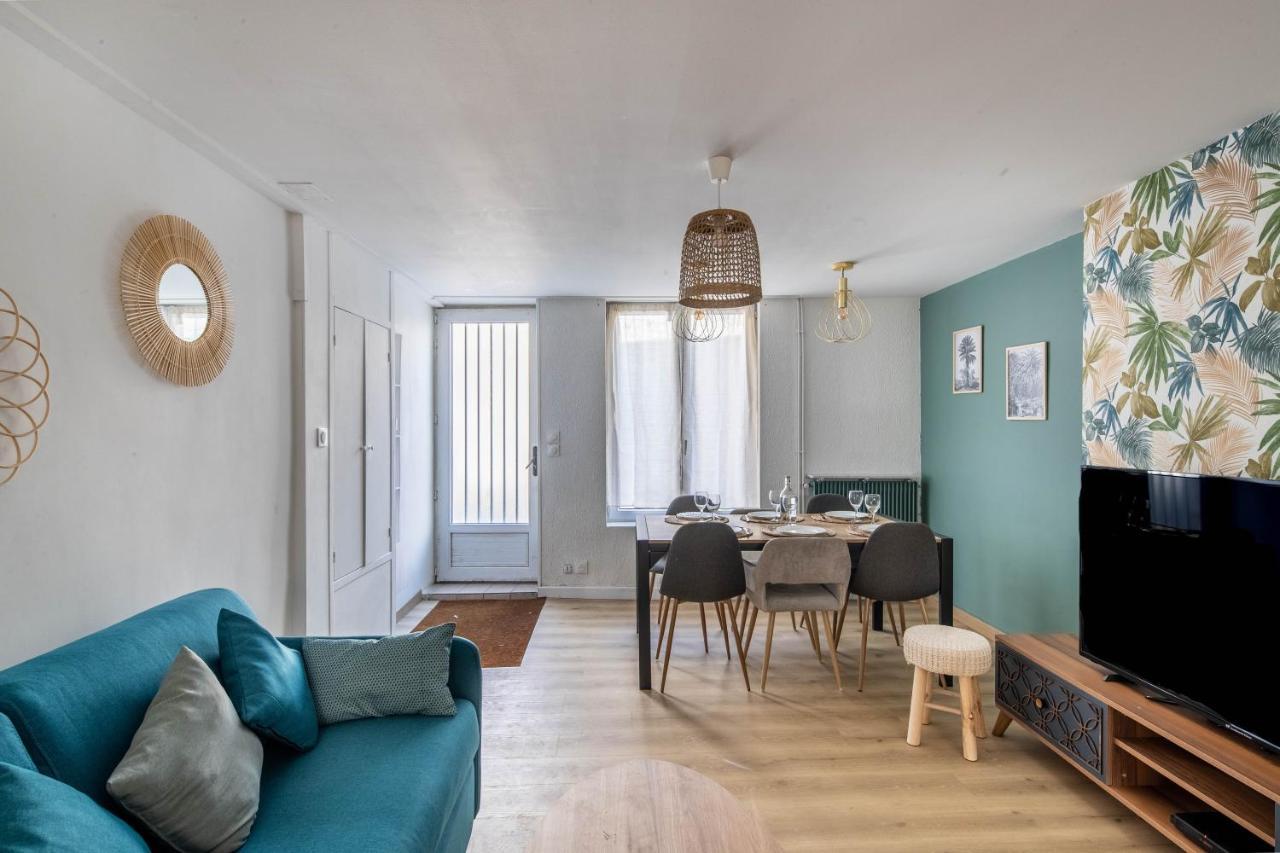 Maison De Ville En Plein Centre Avec Terrasse ปัวติเยร์ ภายนอก รูปภาพ